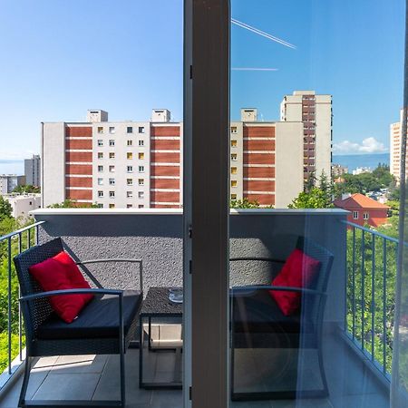 Brand New Apartment Close To The Beach, City Center And University Of Rijeka - Apartment Karlo エクステリア 写真